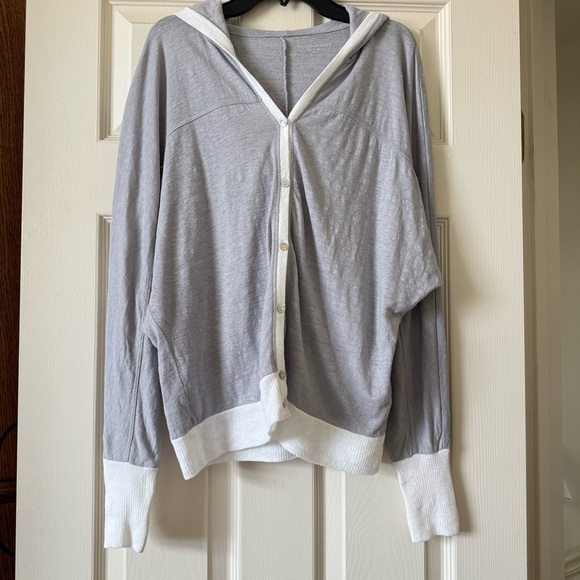 Eileen Fisher 100% Linen Cardigan Hoodie Button Up Size XS Coastal Gray White - Picture 3 of 13